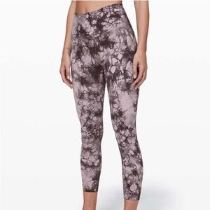 Lululemon Wunder Under High-Rise Tight 25" *Full-On Luxtreme‎ size 4